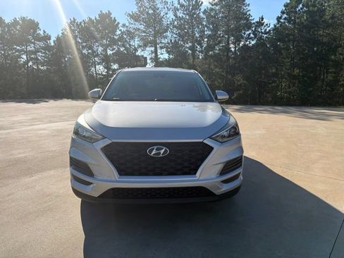 Used 2020 Hyundai Tucson SE FWD image 2