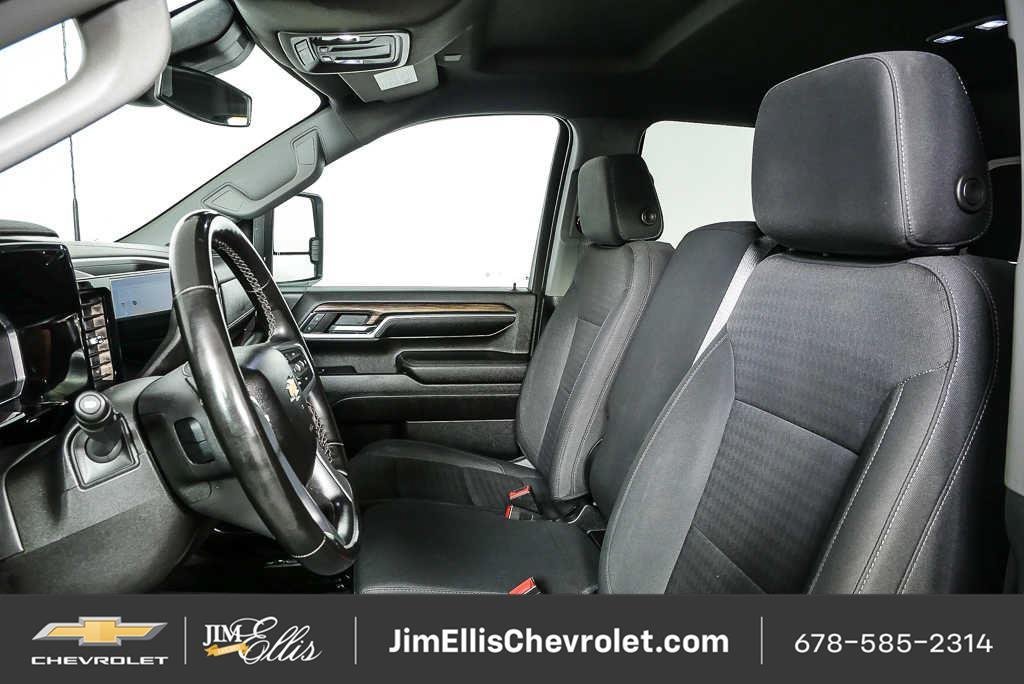 Certified 2024 Chevrolet Silverado 2500 LT AWD/4WD image 6