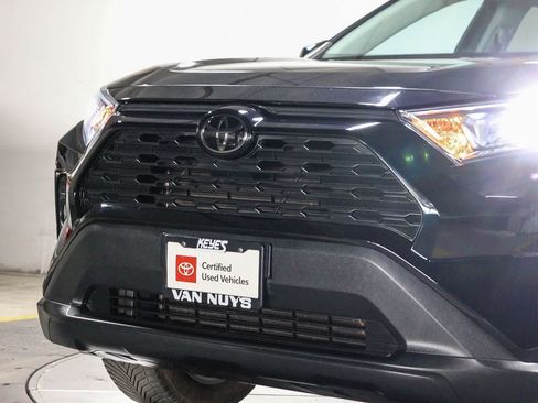 Certified 2021 Toyota RAV4 XLE Premium FWD image 9