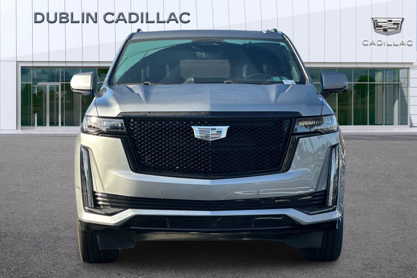 Used 2023 Cadillac Escalade Sport Platinum w/ LPO, ONYX Package AWD/4WD image 9