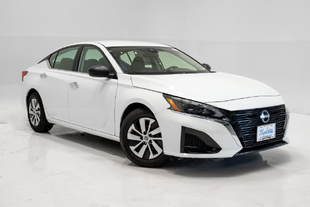 Used 2024 Nissan Altima 2.5 S FWD image 7
