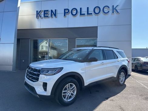 New 2026 Ford Explorer Active AWD/4WD image 2