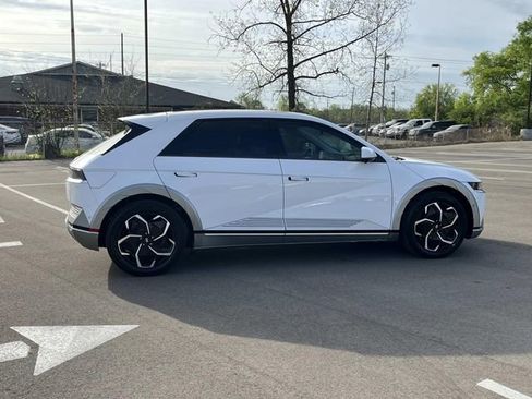 Used 2024 Hyundai Ioniq 5 Limited image 4