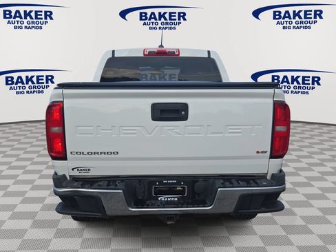 Used 2022 Chevrolet Colorado W/T w/ WT Convenience Package AWD/4WD image 4