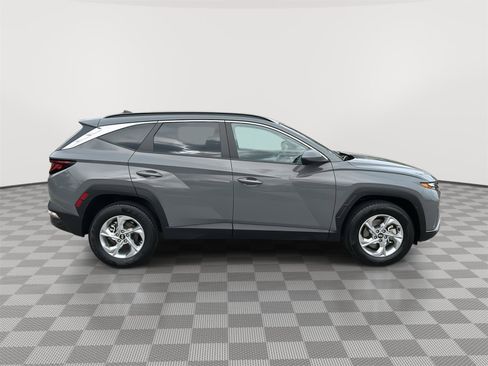 Certified 2024 Hyundai Tucson SEL AWD/4WD image 4