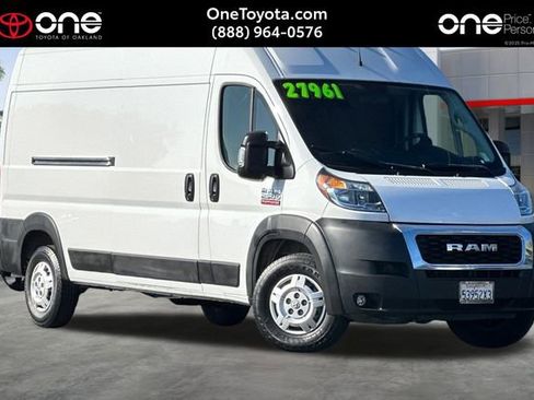 Used 2021 RAM ProMaster 2500 w/ Premium Appearance Group image 1