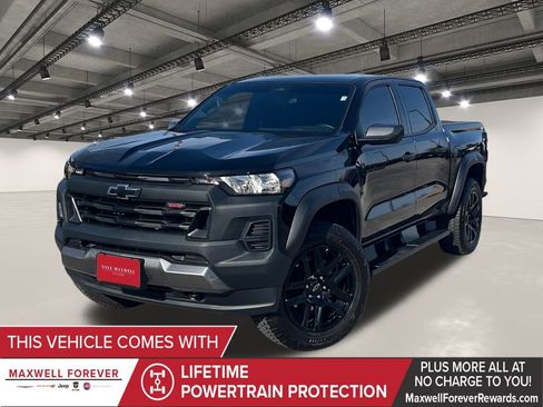Used 2025 Chevrolet Colorado Trail Boss image 1