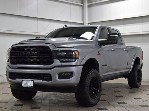 Used 2024 RAM 2500 Limited image 3