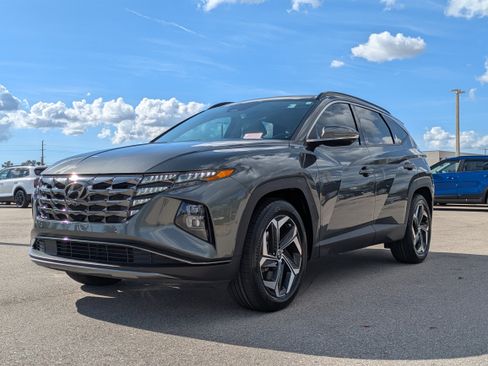 Used 2022 Hyundai Tucson Limited w/ Cargo Package image 9