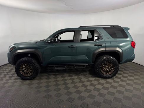 Used 2026 Toyota 4Runner TRD Off-Road AWD/4WD image 4