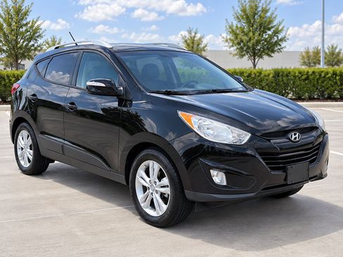 Used 2013 Hyundai Tucson GLS FWD image 1