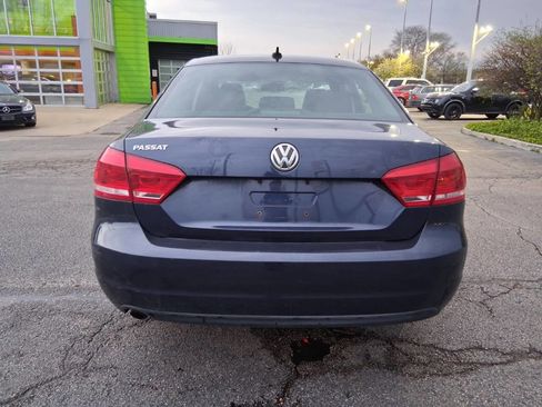 Used 2014 Volkswagen Passat 2.5 S FWD image 8