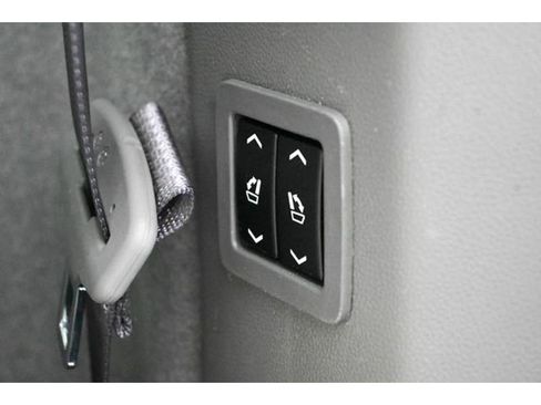 Used 2024 Cadillac XT6 Premium Luxury w/ Technology Package image 28