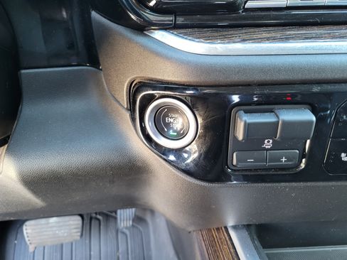 Used 2024 GMC Sierra 1500 Elevation w/ Elevation Premium Package RWD image 19