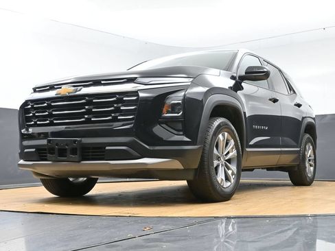 Used 2025 Chevrolet Equinox LT AWD/4WD image 41