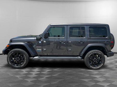 Used 2021 Jeep Wrangler Unlimited Sahara w/ Cold Weather Group AWD/4WD image 2