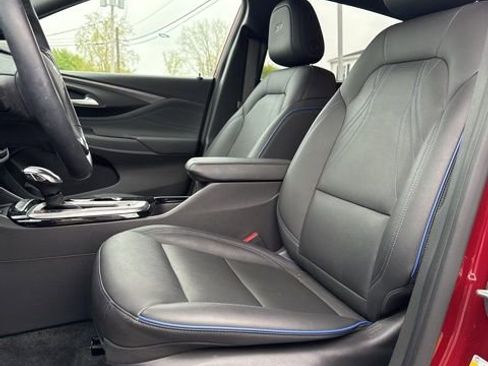 Certified 2024 Buick Envista Sport Touring w/ Convenience I Package FWD image 22