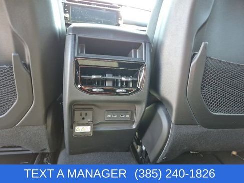 New 2026 Jeep Grand Cherokee Altitude image 13