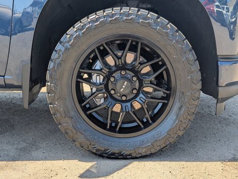 Used 2021 Chevrolet Silverado 1500 Custom RWD image 6