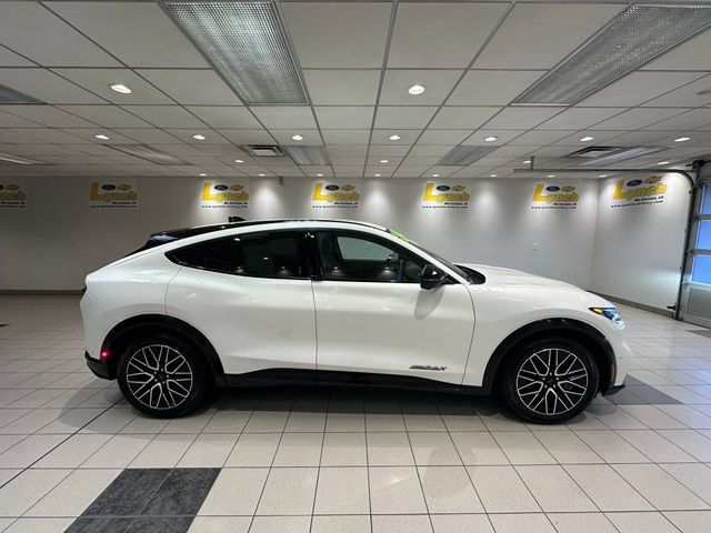 Certified 2024 Ford Mustang Mach-E Premium AWD/4WD image 3