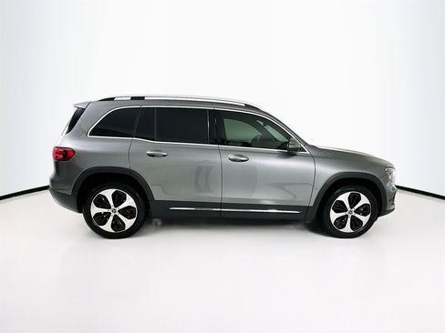 Used 2025 Mercedes-Benz GLB 250 GLB 250 image 9