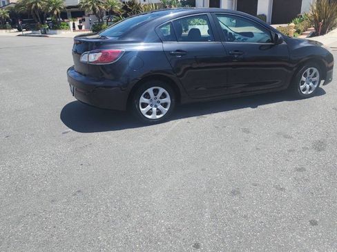 Used 2013 MAZDA MAZDA3 i SV w/ Convenience Pkg FWD image 5