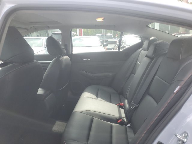 Certified 2025 Nissan Altima 2.5 SR w/ SR Premium Package FWD image 9