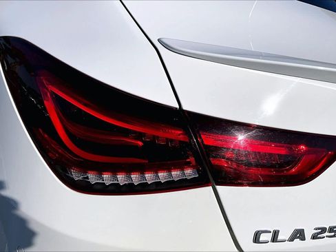 Used 2023 Mercedes-Benz CLA 250 image 29