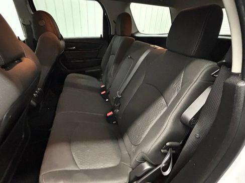 Used 2016 GMC Acadia SLE FWD image 10