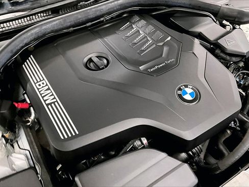 Used 2019 BMW 330i Sedan w/ Driving Assistance Package image 29