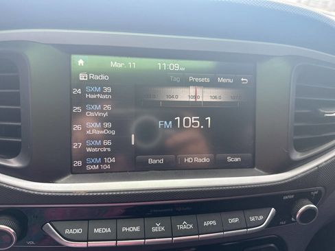 Used 2017 Hyundai Ioniq SEL image 26