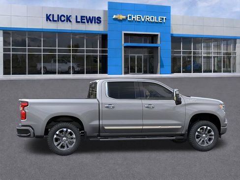 New 2026 Chevrolet Silverado 1500 High Country w/ Z71 Off-Road Package AWD/4WD image 5