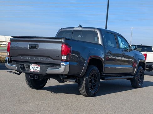 Used 2021 Toyota Tacoma SR5 image 13