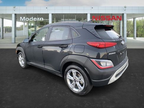 Used 2023 Hyundai Kona SEL image 3