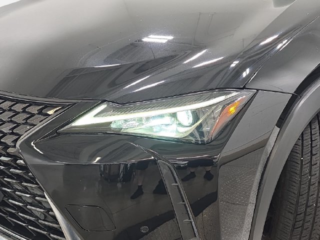 Used 2020 Lexus UX 250h w/ Premium Package AWD/4WD image 31