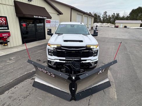 Used 2025 Chevrolet Silverado 2500 LT w/ Convenience Package AWD/4WD image 13