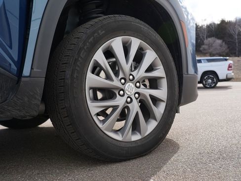 Used 2025 Buick Enclave Preferred image 33