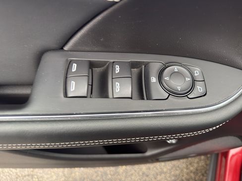 Used 2023 Buick Envision Preferred w/ Sport Touring Package image 13