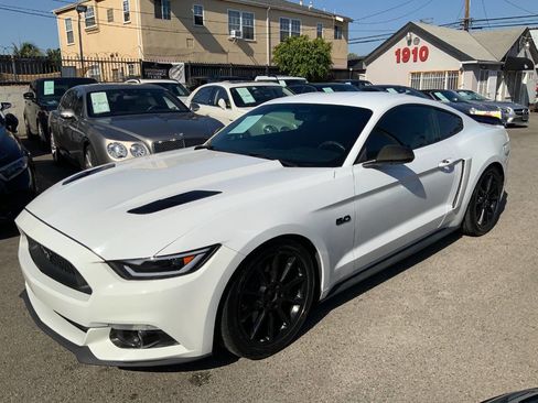 Used 2016 Ford Mustang GT Premium RWD image 2