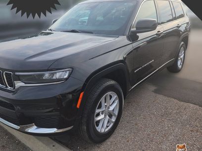 Used 2024 Jeep Grand Cherokee L Laredo