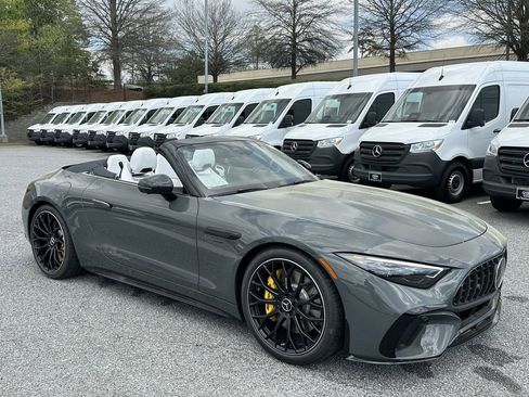 New 2026 Mercedes-Benz SL 63 AMG 4MATIC image 2