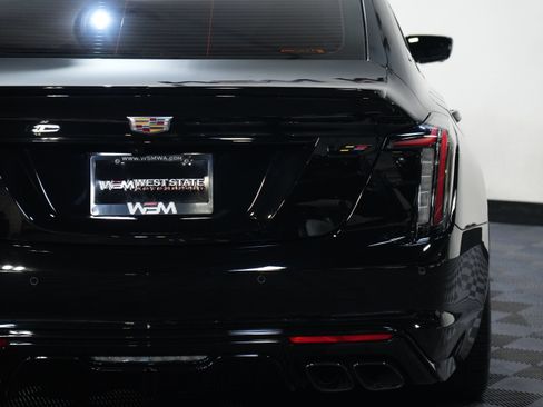 Used 2025 Cadillac CT5 V Blackwing w/ Super Cruise 1 Package RWD image 17