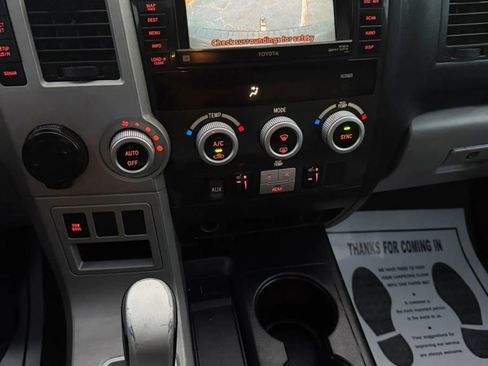 Used 2008 Toyota Sequoia Limited RWD image 18