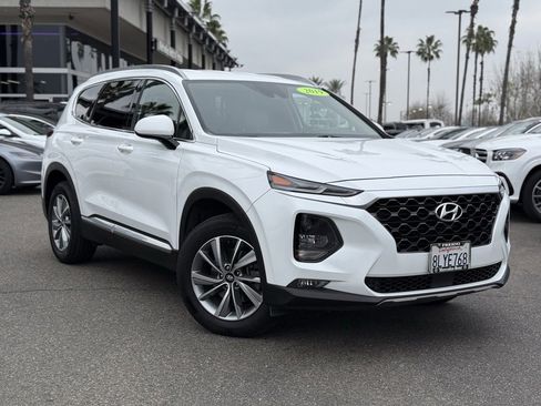 Used 2019 Hyundai Santa Fe SEL image 1