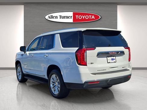Used 2023 GMC Yukon SLT w/ SLT Premium Package image 11