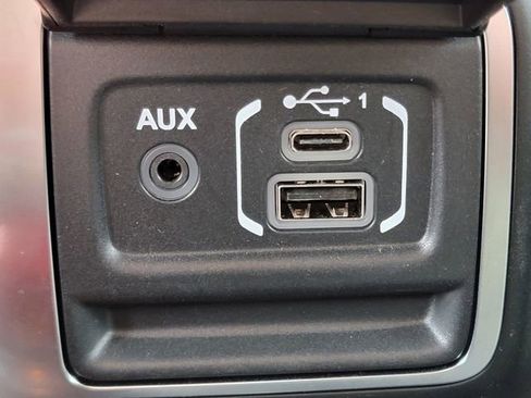 Certified 2025 Jeep Wrangler Sport AWD/4WD image 7