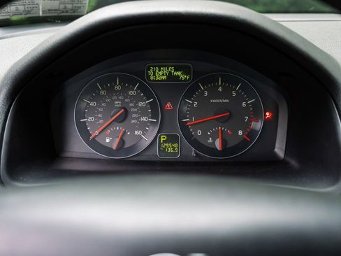 Used 2010 Volvo C30 T5 FWD image 37