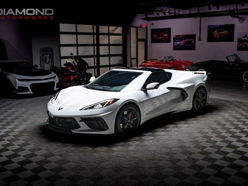 Used 2022 Chevrolet Corvette Stingray Coupe w/ Z51 Performance Package image 55