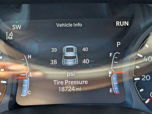 Used 2023 Jeep Compass Latitude w/ Convenience Group image 11