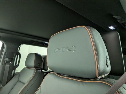 New 2026 GMC Yukon XL AT4 w/ AT4 Premium Plus Package image 18